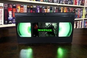 The Matrix VHS Lamp + Remote - Picture 1 of 2