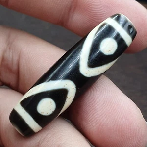 Rare Beauty Authentic Vintage Tibetan-Nepalese Unique 3-Eye Agate Bead Amulets - Picture 1 of 15