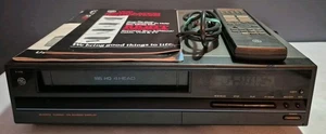 Grabadora reproductor de afinación de cuarzo de 4 cabezales GE VCR HQ 9-7715 de colección con control remoto - manual *LEER - Imagen 1 de 18