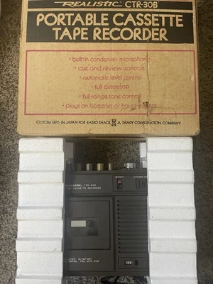 Grabadora de cinta de casete portátil realista vintage CTR-30B | Caja original PROBADA Foto 1 de 4