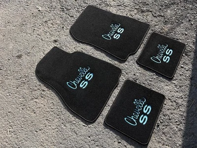 Tapetes de assoalho Chevy chevelle carpete carta azul preta conjunto de 4 1968-72 - Imagem 1 de 4