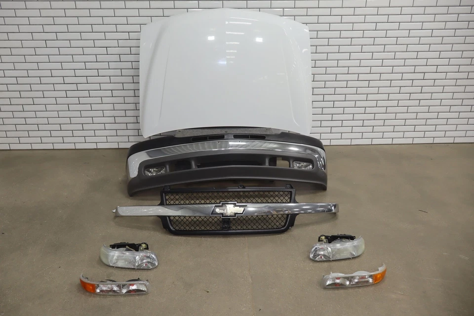 01-02 Chevy 2500HD GMT800 Front End Conversion Kit Grille/Bumper/Hood OEM Foto 1 de 4