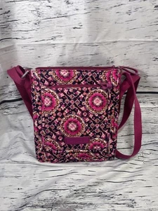 Vera Bradley Magenta Raspberry Medallion Hipster Crossbody Pink Purple Floral - Picture 1 of 8