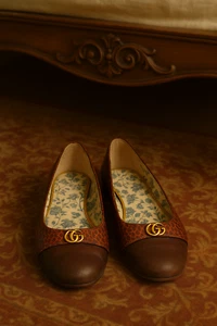 Vintage Chocolate Ballet Flats w/ Snakeskin Bow , Gucci– Size 35 – Made in Italy - Picture 1 of 15