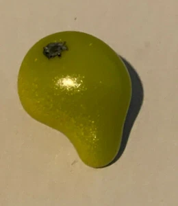 Vintage Glass Realistic Shape Green Pear Fruit Sewing Button, About 5/8" Nice - Picture 1 of 3
