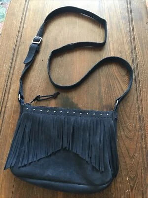 Bolsa tiracolo Minnetonka franja ombro/azul marinho couro camurça - Imagem 1 de 4