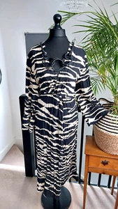H&M Ladies casual long dress PLUS size L 16 18 BOHO animal print stretch edgy - Picture 1 of 10