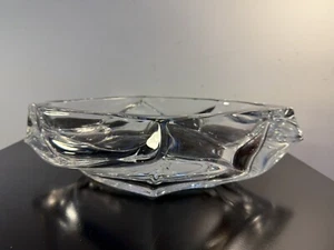 Large Cup, Daum Crystal Centerpiece. France, Vintage Chic, Era Lalique - Picture 1 of 14