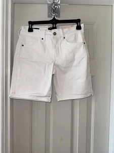 NYDJ Ella Short - OPTIC WHITE sz 4 Petite - New with Tags! - Picture 1 of 2