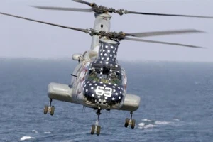 US NAVY USN CH-46 Sea Knight helicopter 8X12 PHOTOGRAPH - Picture 1 of 1