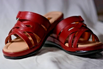 Sandalias de diseñador hechas a mano para mujer | Sandalias de diseño único Tallas disponibles en Estados Unidos y Reino Unido Foto 1 de 4