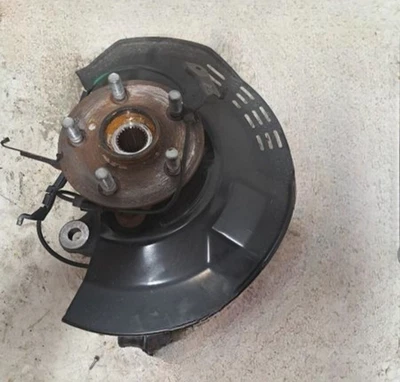 2019-2023 Toyota Corolla Hatchback Front Right Passenger Spindle Knuckle Oem - Image 1 of 4