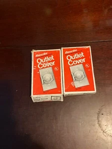 2 Perfect-Line WR74C Single Outlet Cover w/Gasket Suitable wet locs cover close - Picture 1 of 3