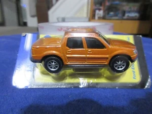 Maisto 1:64 Gangräder Ford Explorer Sport Trac ORANGE - Bild 1 von 5