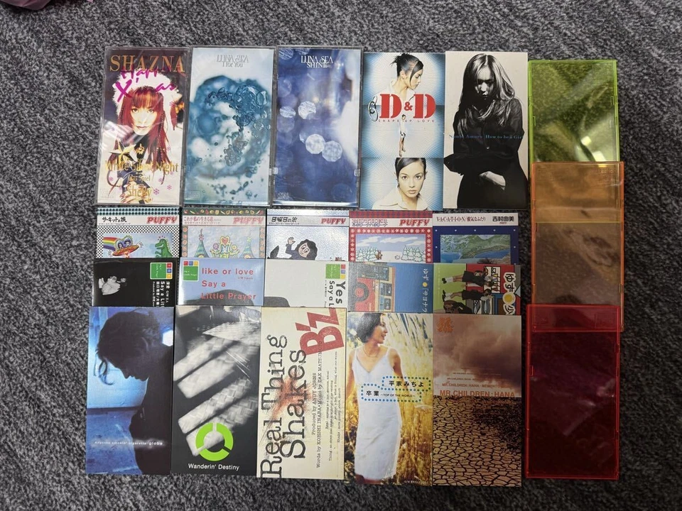 [Welcome to pick up] 8cm CD Single PUFFY Yuzu B'z LUNA SEA globe Namie Amuro Foto 1 de 1