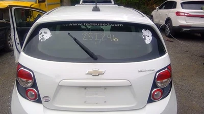Used Deck Lid fits: 2015 Chevrolet Sonic Htbk LS Grade A — 第 1/4 张图片