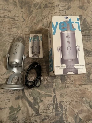 Azul Yeti Prata Microfone USB, Suporte, Manual, Cabo, Caixa, Usado Funciona Caixa Danos - Imagem 1 de 4