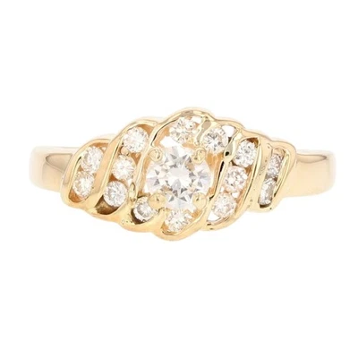 Обручальное кольцо из желтого золота 14 карат с круглым бриллиантом огранки 0,50 карата с акцентами размер 7,25 - Изображение 1 из 4