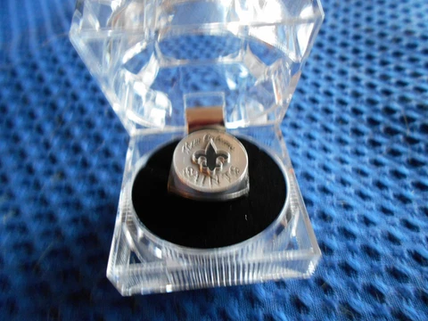 NEW 0RLEANS SAINTS HAND PAINTED  PEWTER RING WITH TEAM LOGO SIZE 12 NEW Cover