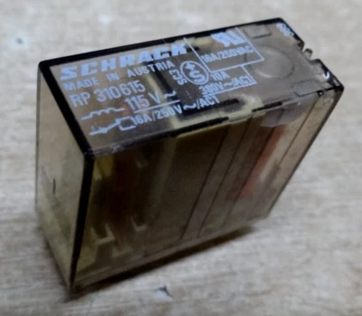 Schrack RP-310615  115V AC SPDT 16A relay - Image 1 of 4