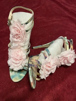 Zapatos para mujer Madison By Shoedazzle talla 11 Emia florales  Foto 1 de 4