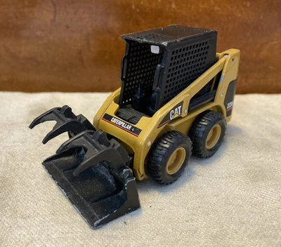 Cat 226 Skid Steer Loader Norscot Group Construction Farm Caterpillar 4" - Image 1 of 4
