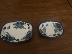 Set of Two Blue Rose Polish Pottery Forget Me Not Trinket/Soap Dish w/signatures - Picture 1 of 6