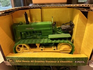 1:16 (DS) John Deere 40 Raupenraupe - Bild 1 von 3