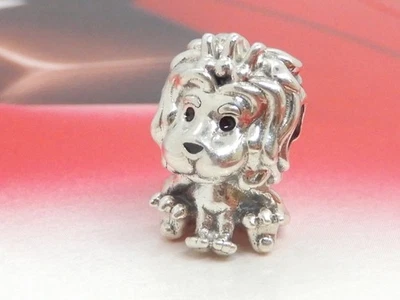 Pandora Wavy Union Jack Lion, Britain, UK, Charm 799032C01 - Image 1 of 4