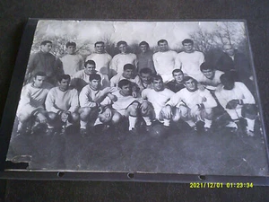 2 GRANDES PHOTOS FOOTBALL CLUB DE NANTES 1967 AVEC 13 AUTOGRAPHES - Imagen 1 de 6