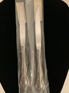 Oneida Community BRAHMS STAINLESS Serrated Steak Knife Set of 2 - Picture 1 of 5