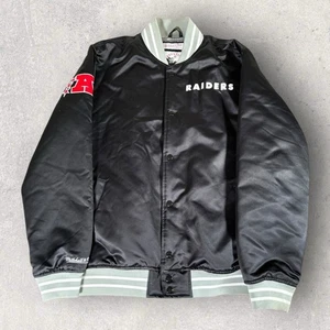 Mitchell & Ness NFL Oakland Raiders Black Heavyweight Satin Jacket Men's Size L - Picture 1 of 13