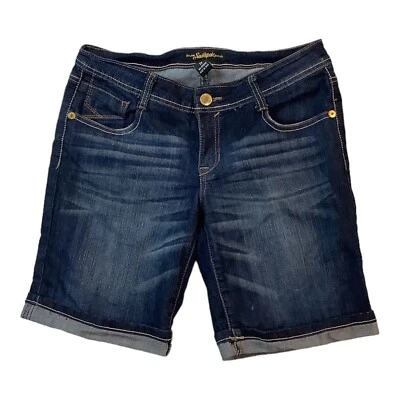 Bermudas para mujer Southpole Jeans Co. azul denim con puños talla 11 Foto 1 de 4