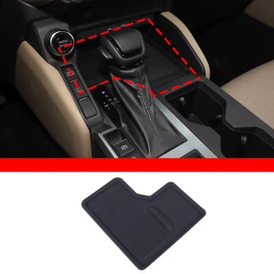 Black Central Console Non-Slip Silicone Pad For Toyota Land Cruiser LC250 2024+ - Bild 1 von 4