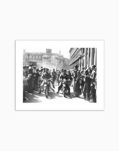 Poster Partigiani a Milano, 1945 Stampa fotografica fine art - Picture 1 of 6
