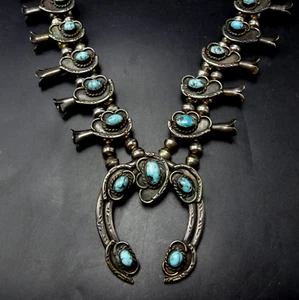 OLD Hand Stamped Sterling Silver HIGH BLUE TURQUOISE Squash Blossom NECKLACE - Imagen 1 de 17