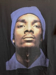 Snoop Dogg Official T-Shirt Beanie Photo Black Medium Short Sleeve Graphic Tee - Picture 1 of 6