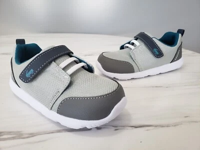 Новый легко на See Kai Run Kids Stryker FlexiRun серый обуви Baby размер 4 младенца - Изображение 1 из 4