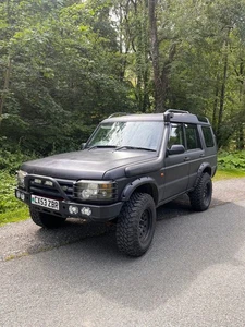 Land Rover Discovery 2 - Picture 1 of 10