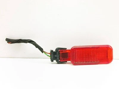 Otra luz interior trasera izquierda audi a6 s6 c5 4b 1998 ust129437 Foto 1 de 4