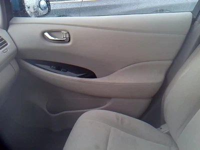 LEAF      2011 Front Door Trim Panel 26795088 Foto 1 de 4