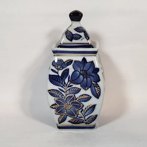 VTG Porcelain Floral Ginger Jar Blue White Gold Lid Oriental Asian Granny Cottag - Picture 1 of 12