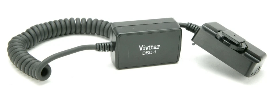 Vivitar DSC-1 Dedicated Sensor Cord Flash Unit Off Camera Connector Extension. - Image 1 of 1