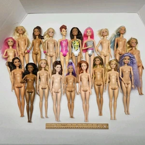 Barbie ENORME BAMBOLA LOTTO di 19 - Extra Fashionistas Millie AA Teresa capelli rossi nudi - Foto 1 di 12