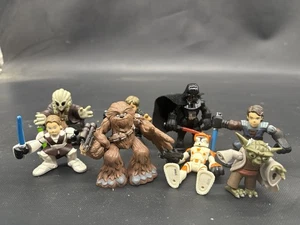 Hasbro Playskool Star Wars Galactic Heroes Action Figure Lot Yoda Vader Clones - Picture 1 of 7