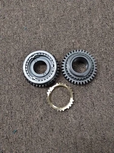 Geo / Chevy / Suzuki Metro Swift 2nd Gear rebuild set - Picture 1 of 1
