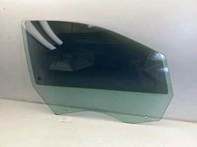 2013 福特金牛座右门窗玻璃原始设备制造商。 — 第 1/4 张图片