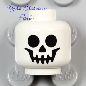 NEW Lego Skeleton Skull MINIFIG HEAD White w/Evil Black Eyes - Halloween Monster - Picture 1 of 1