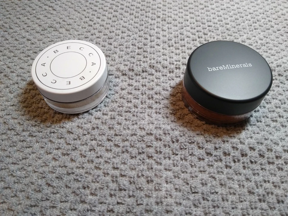 Becca Cosmetics hydra mist & Bare Minerals All Over The Face bronzing powde - Image 1 of 1