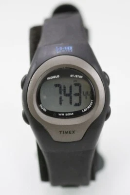 Timex 1440 Reloj Deportivo Mujer Gris Negro Plástico 50m Luz Alarma Cro Fecha Cuarzo Foto 1 de 4